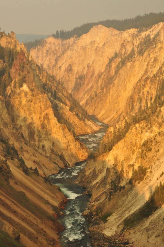 Parece um quadro, mas é o inacreditável Grand Canyon de Yellowstone, no Yellowstone National Park, em Wyoming, nos Estados Unidos